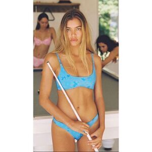 TRIANGL CHEEKY RINA - OCEAN FLORAL NO BAG NEW WITH TAGS